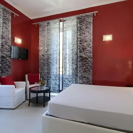 Couette-café Gli Scipioni 5*